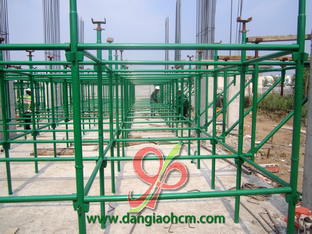 giàn giáo hệ việt form