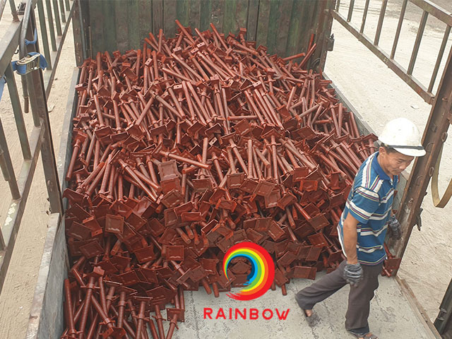kích tăng giàn giáo mạ