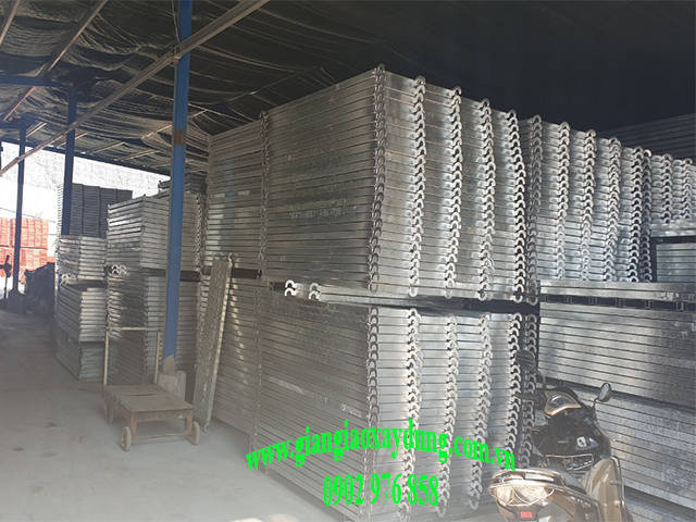 mâm giàn giáo mạ kẽm